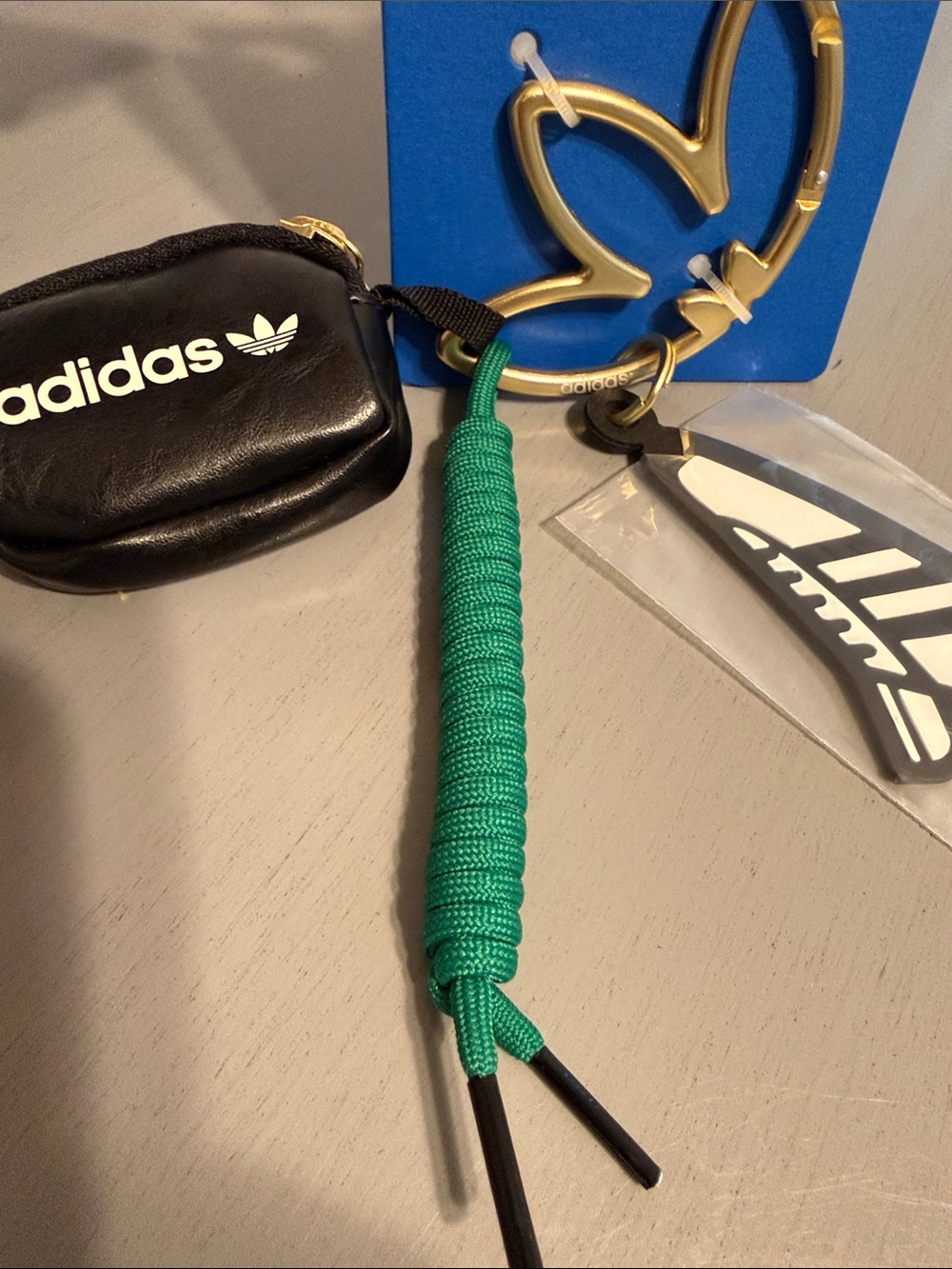 Adidas Black Mini Pouch Keychain with Gold Trefoil Charm and Green Lace - NEW - Picture 3 of 3